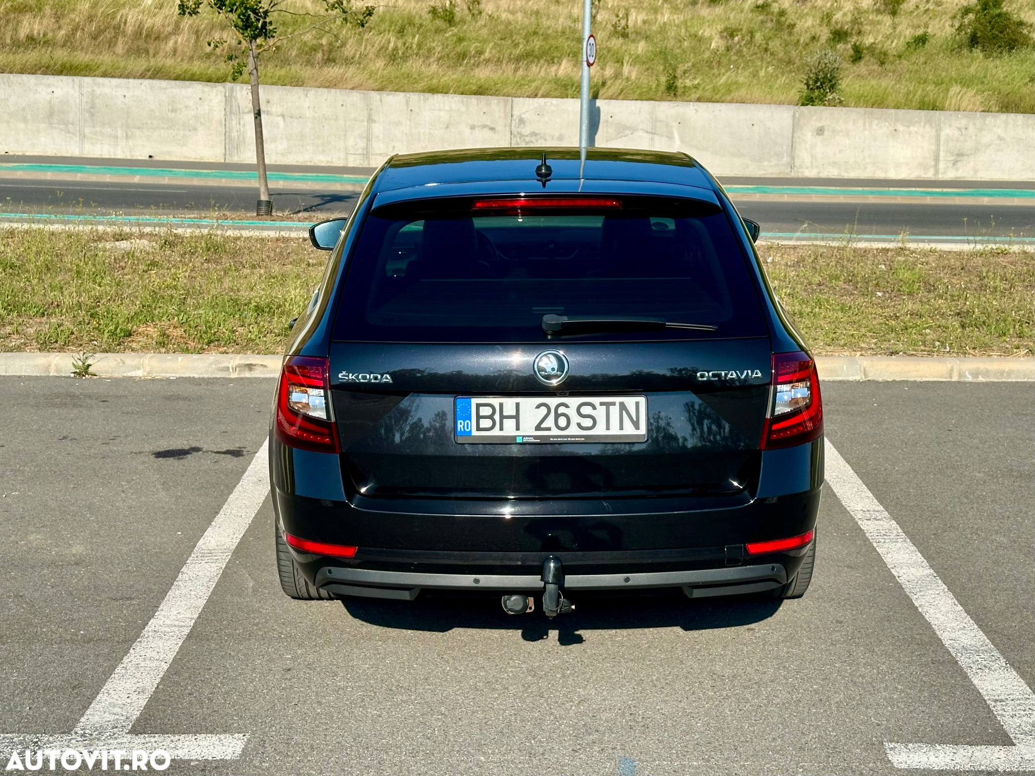 Skoda Octavia 2.0 TDI DSG L&K - 7