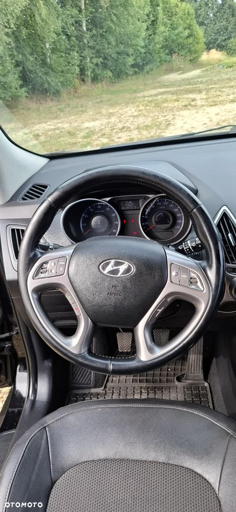 Hyundai ix35 - 12