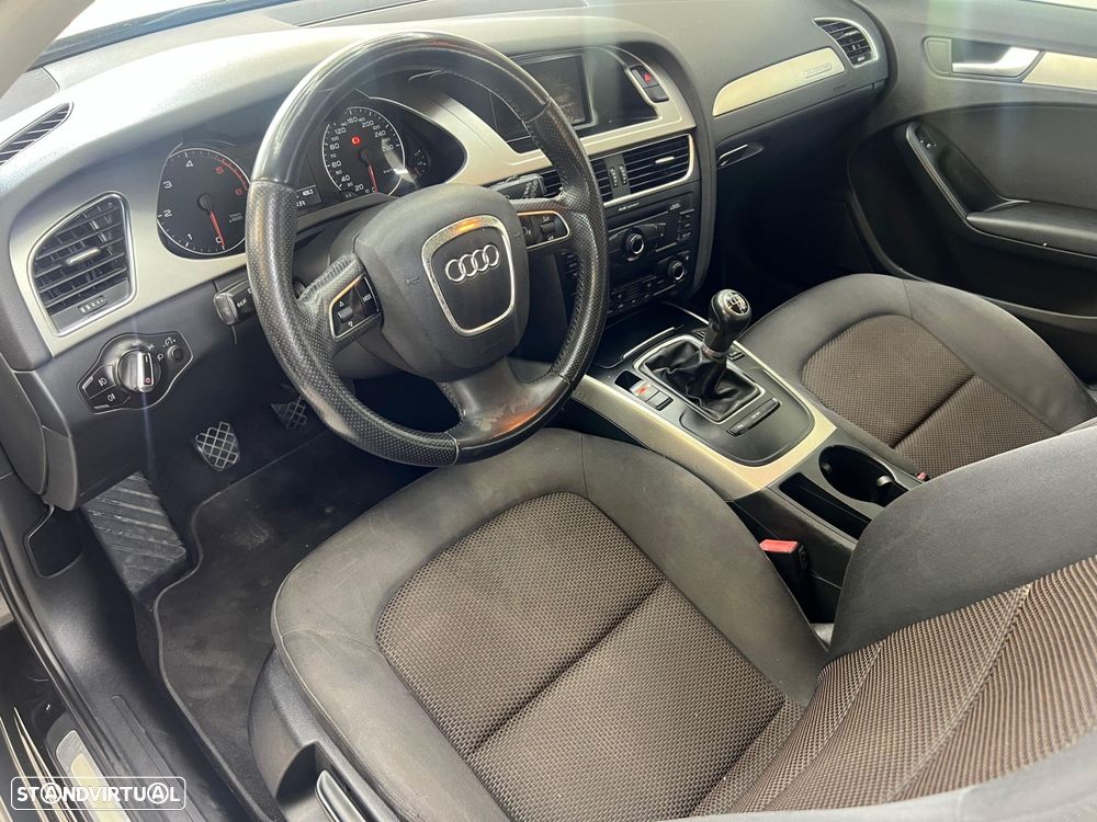 Audi A4 Allroad 2.0 TDI quattro - 8