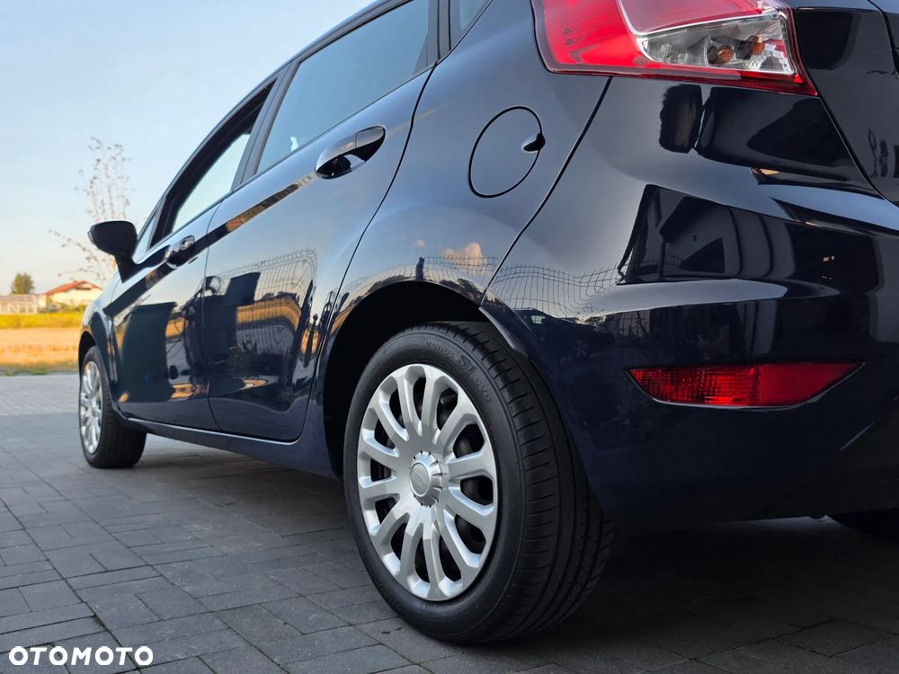 Ford Fiesta 1.25 Trend - 10