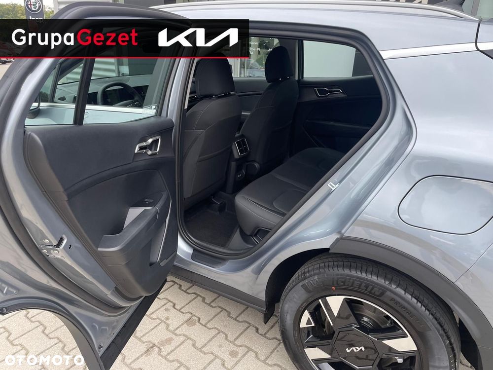 Kia Sportage - 16