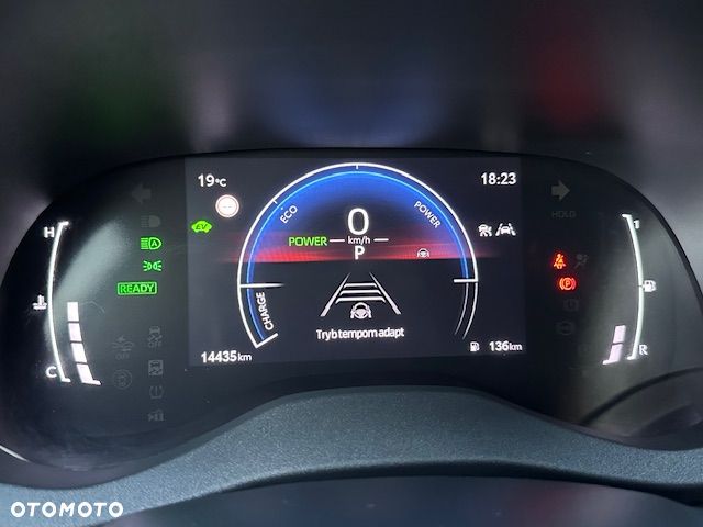 Toyota Yaris Cross 130 1.5 VVT-i Black&White - 33