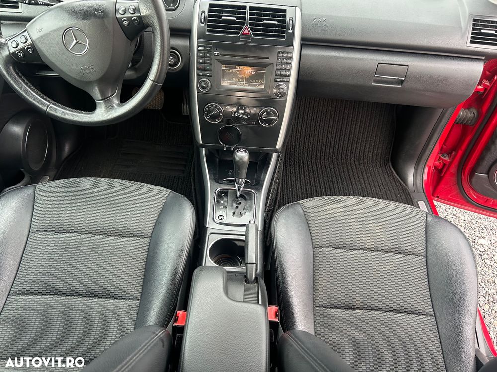 Mercedes-Benz A 180 - 19