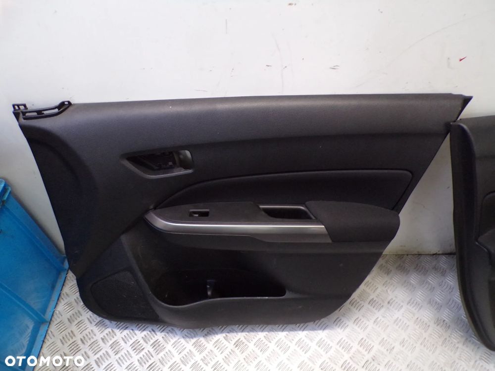BOCZEK DRZWI PRAWY PRZÓD SUZUKI VITARA III - 1