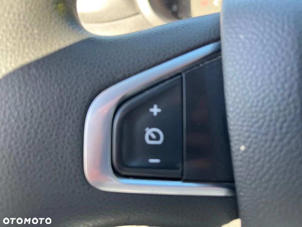 Renault Master Furgon L3H2 180 KM - 19