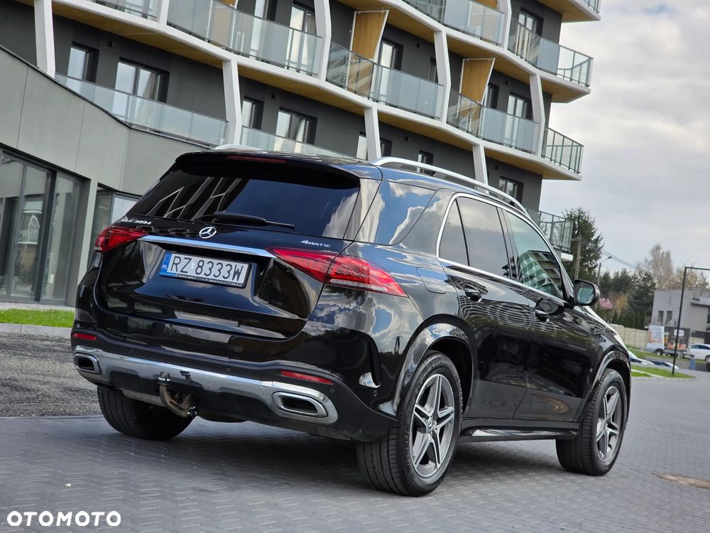 Mercedes-Benz GLE 300 d 4-Matic - 29