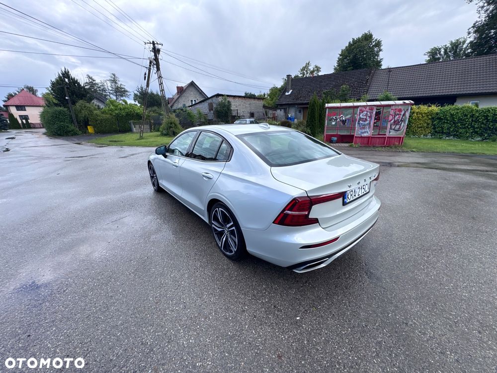 Volvo S60 T6 AWD R-Design - 10