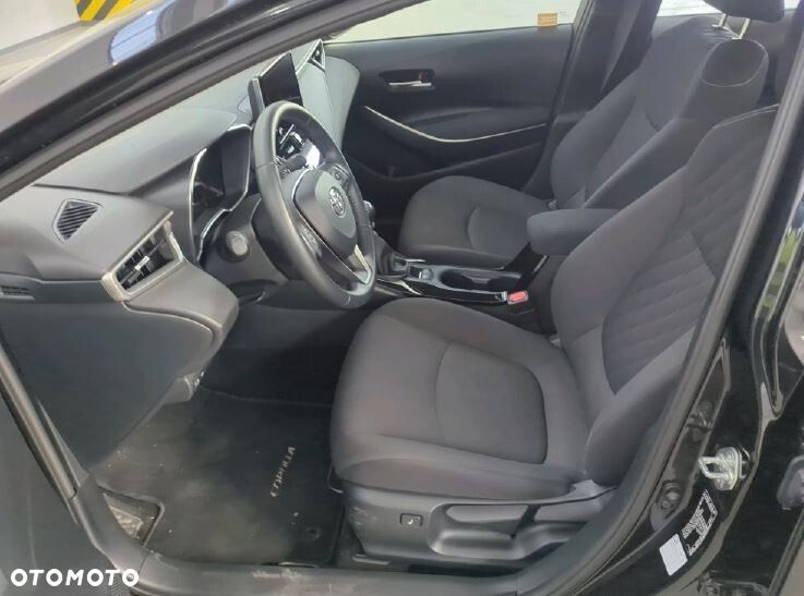 Toyota Corolla - 6