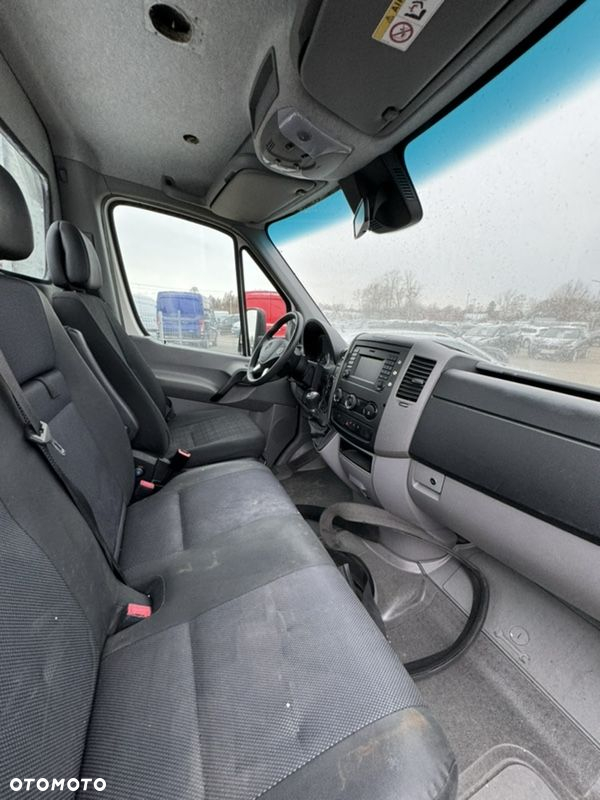 Mercedes-Benz Sprinter 519 - 16