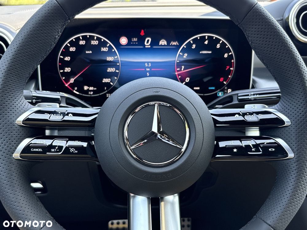 Mercedes-Benz GLC 300 mHEV 4-Matic AMG Line - 16