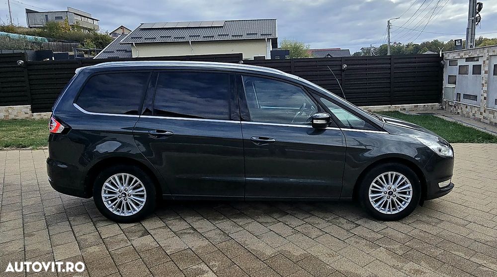 Ford Galaxy - 38