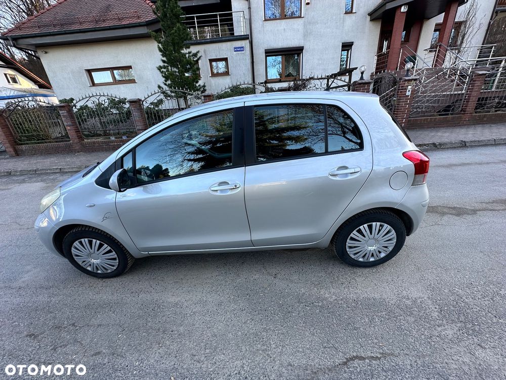 Toyota Yaris 1.0 VVT-i Luna - 12