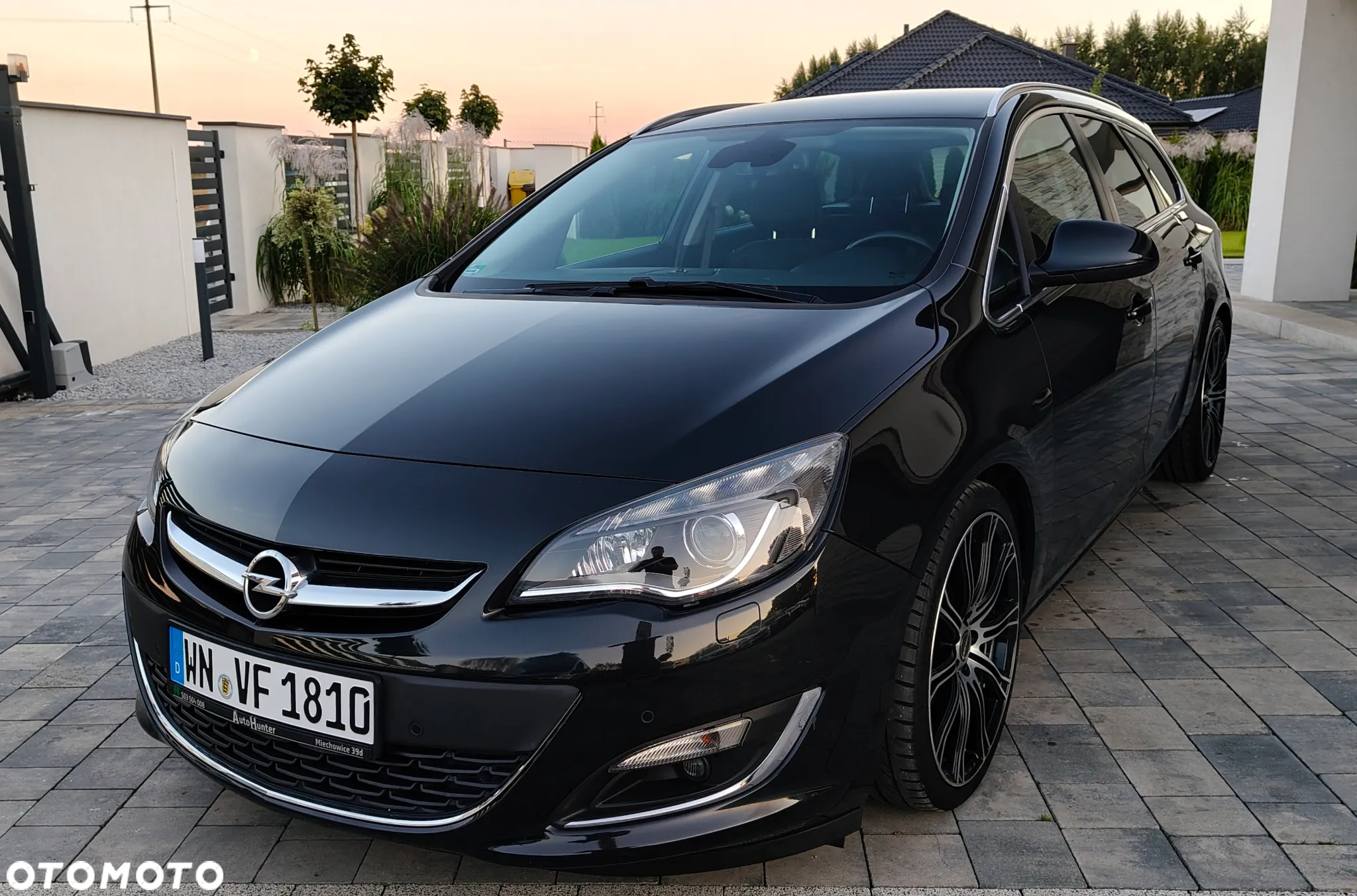 Opel Astra 1.4 Turbo Exklusiv - 3