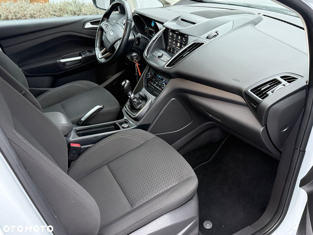 Ford C-MAX 1.5 TDCi Start-Stop-System Titanium - 23