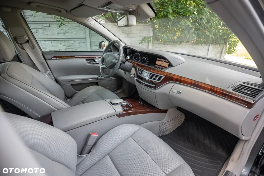 Mercedes-Benz Klasa S 350 CDI L 4-Matic BlueEff - 24