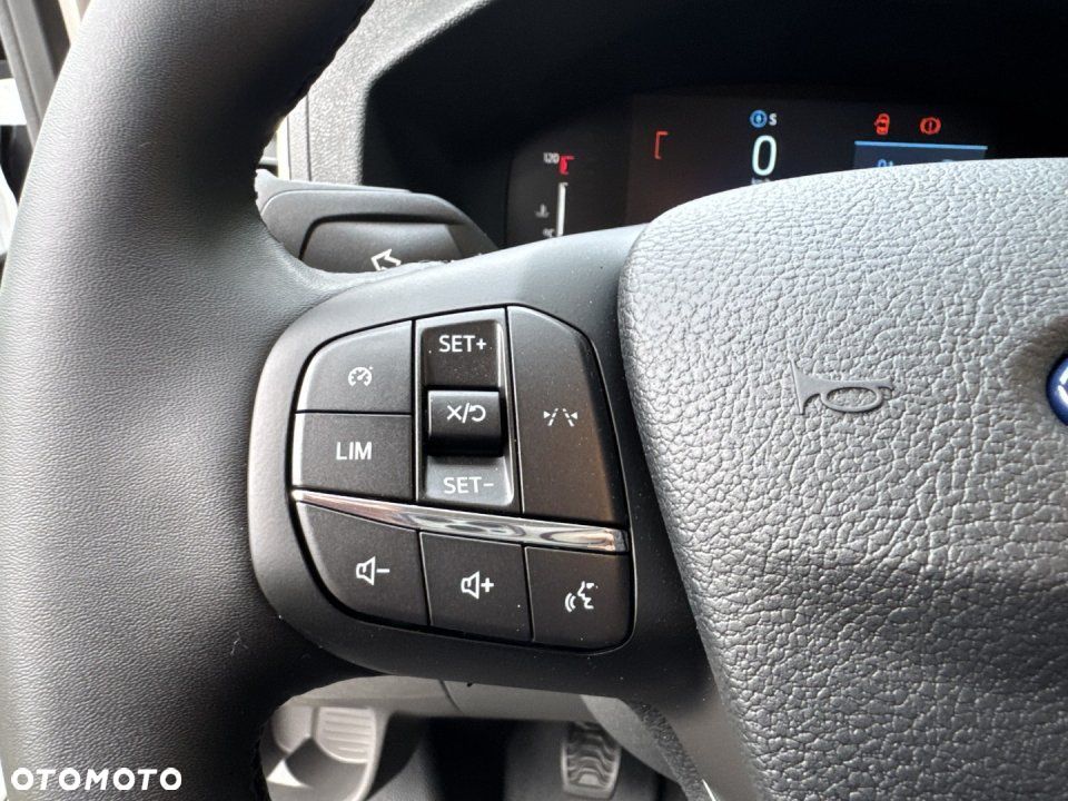 Ford Transit - 27