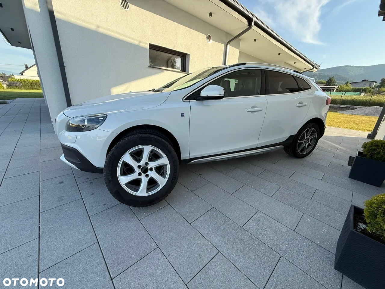 Volvo V40 Cross Country D3 Drive-E Ocean Race - 6