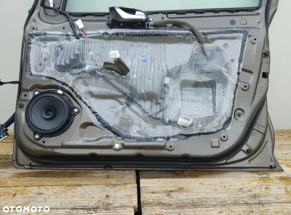NISSAN PULSAR DRZWI LEWY TYŁ LEWE TYLNE PRAWY PRZÓDCAP G - 9