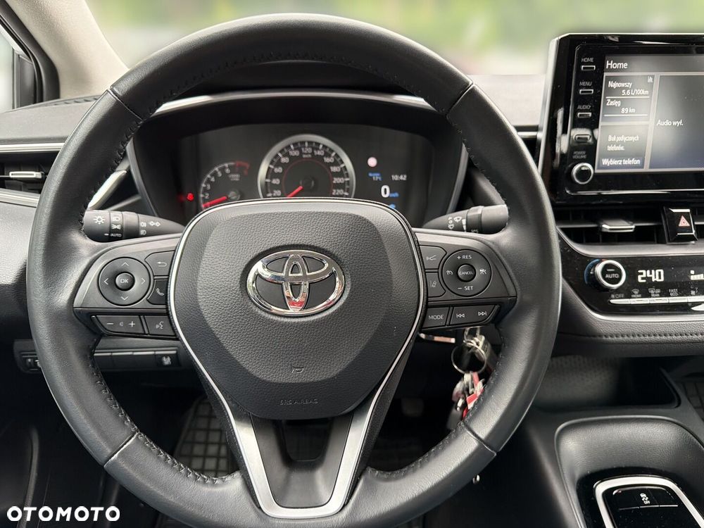 Toyota Corolla - 16