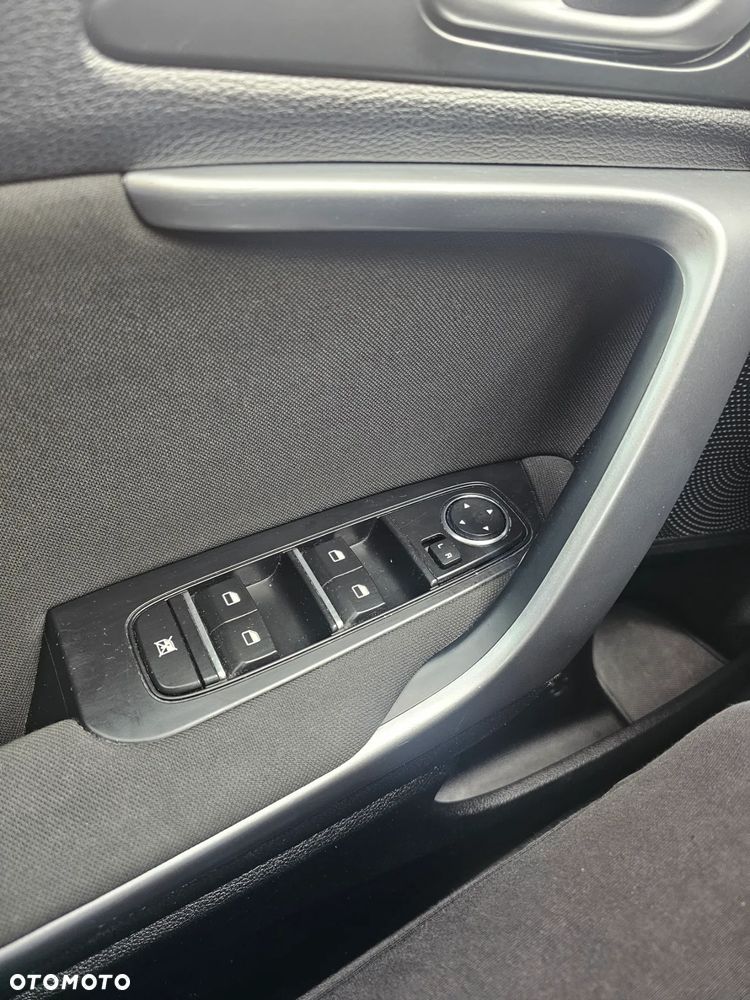 Kia Ceed 1.4 L Business Line Plus - 30