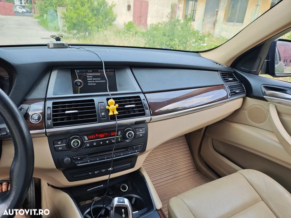 BMW X6 xDrive30d - 11