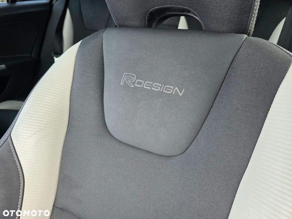 Volvo V60 D3 Geartronic Summum - 25