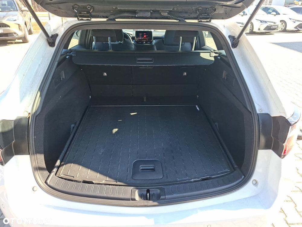 Toyota Corolla 1.8 Hybrid Comfort - 18