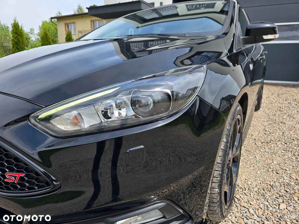 Ford Focus - 15