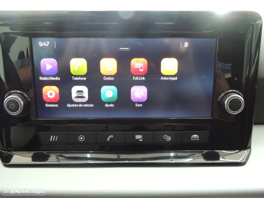 SEAT Arona - 13