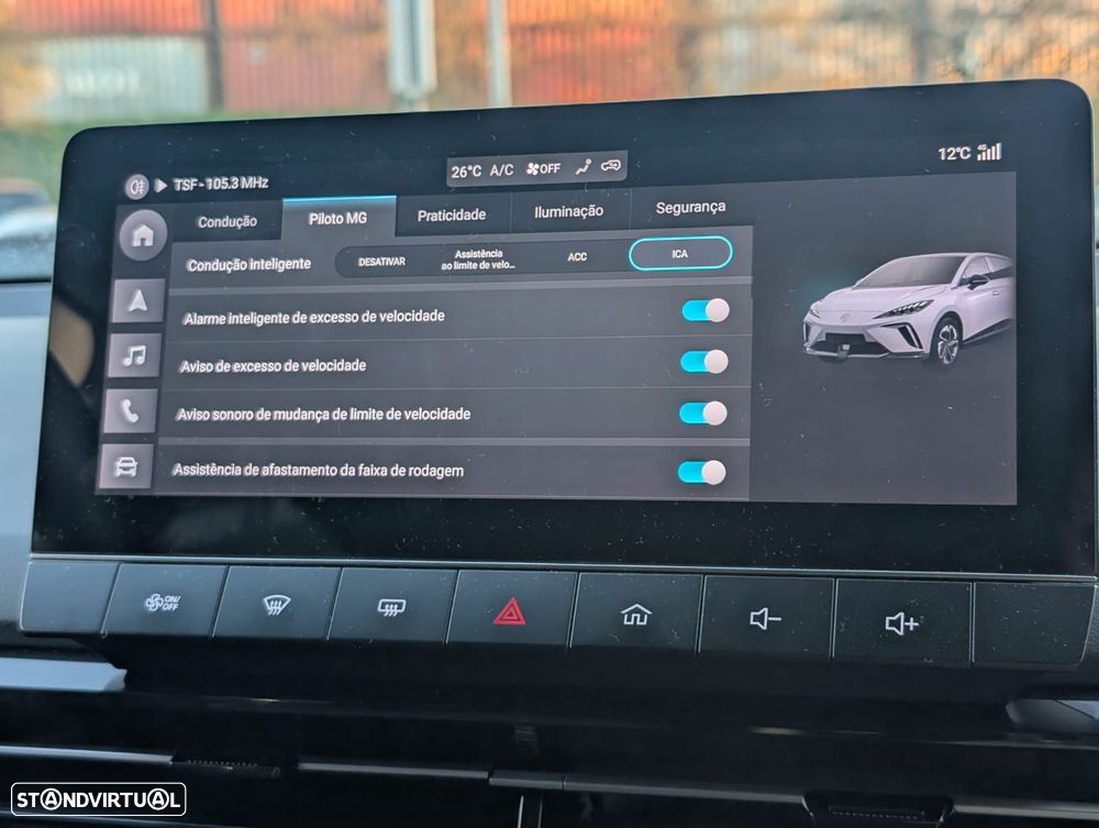 MG MG4 77 kWh Extended Range Luxury - 12