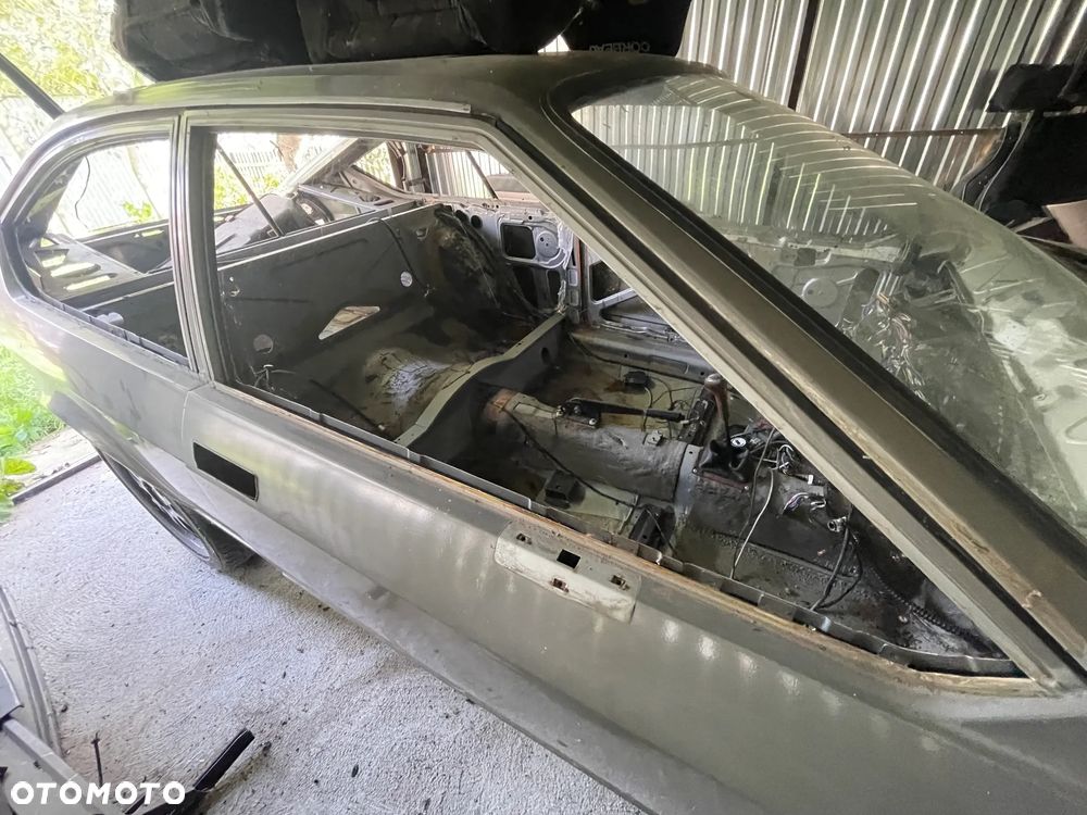 Alfa Romeo GTV - 24