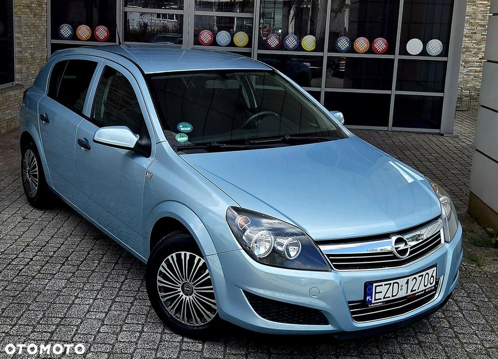 Opel Astra - 2