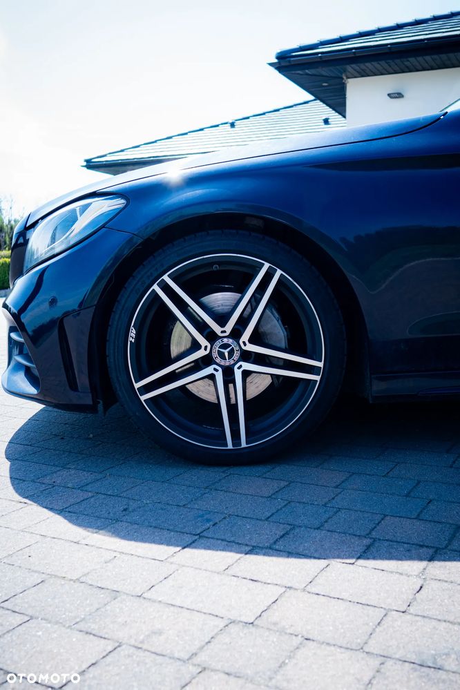Mercedes-Benz Klasa C 300 d 9G-TRONIC AMG Line - 9