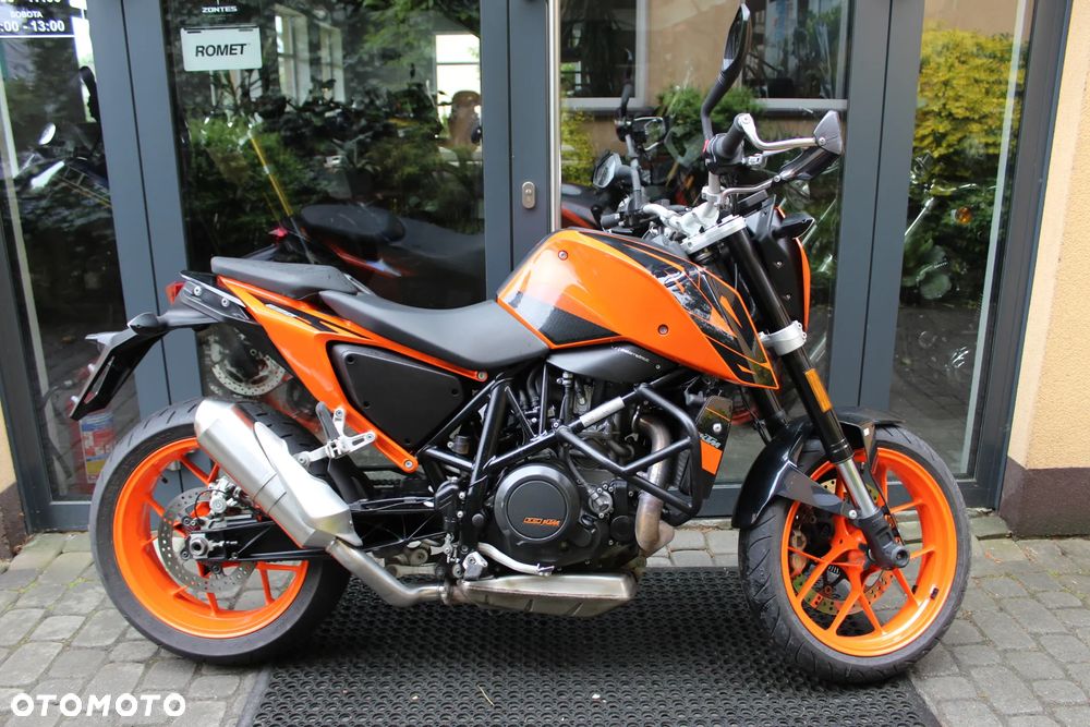 KTM Duke
