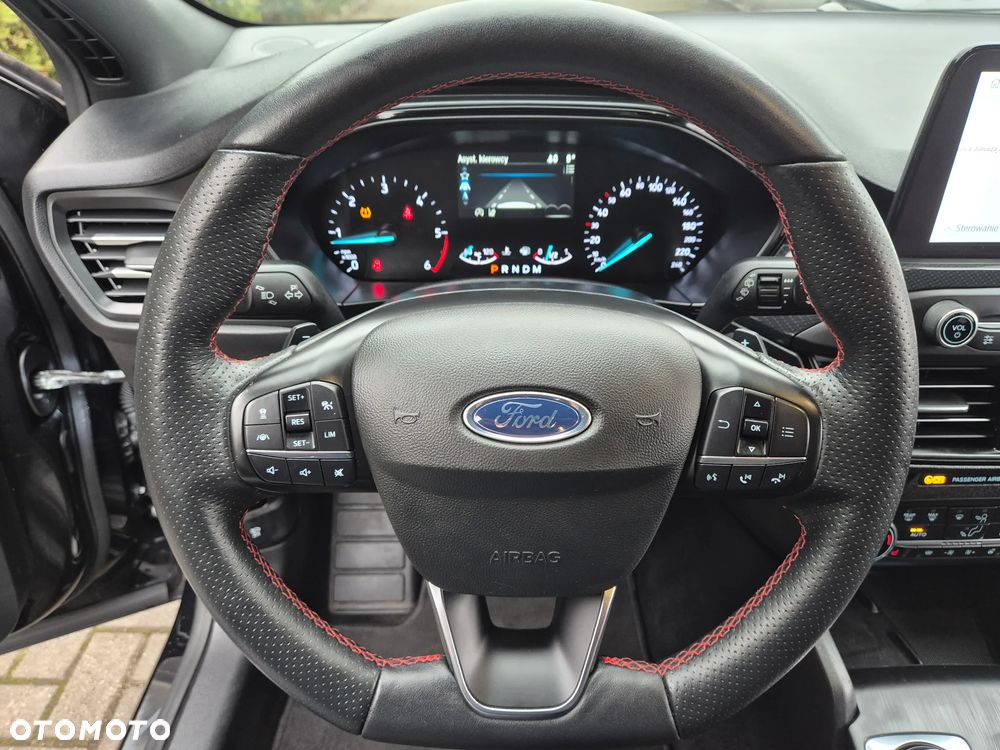 Ford Focus 1.5 EcoBlue STart-Stopp-System ST-LINE - 33