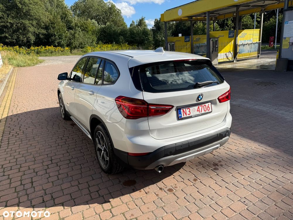 BMW X1 xDrive18d Sport Line - 5