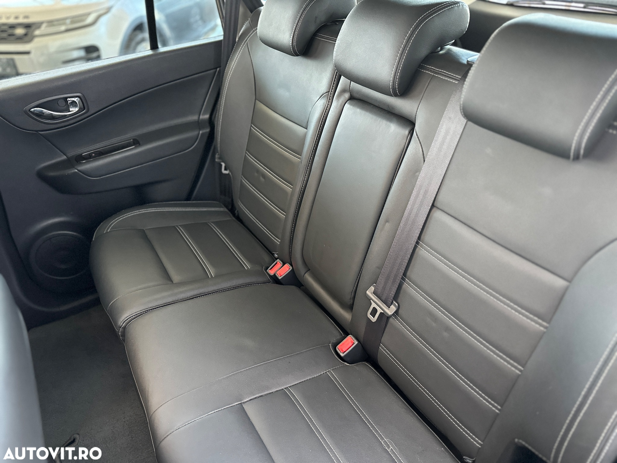 Renault Koleos dCi 150 FAP 4x4 Night and Day - 38