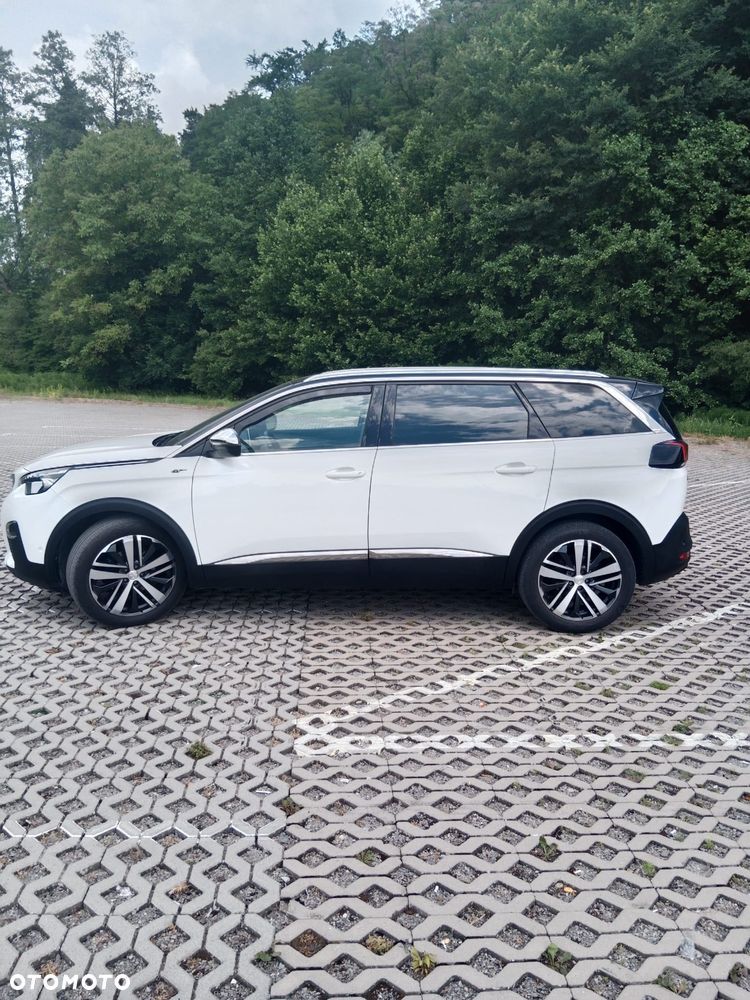Peugeot 5008 - 3