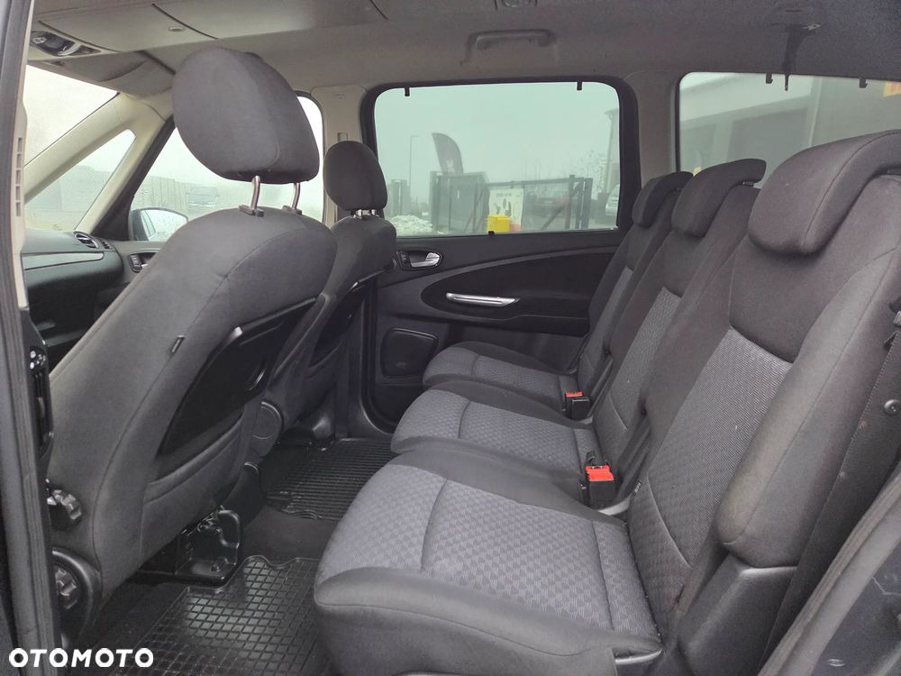 Ford Galaxy 2.0 TDCi Ghia - 13