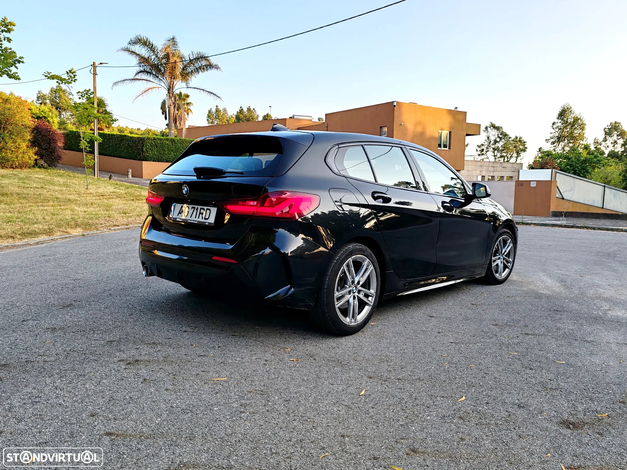 BMW 116 d Pack Desportivo M - 3
