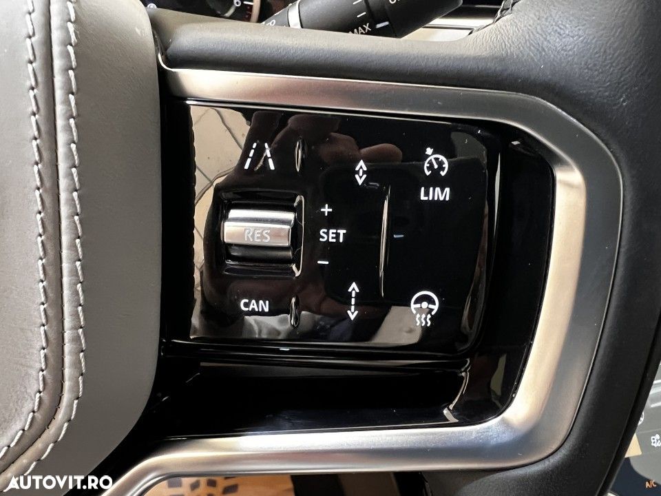 Land Rover Range Rover Evoque - 16