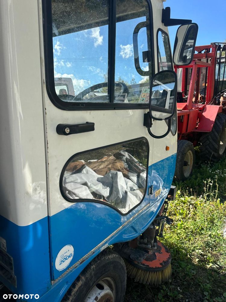 Inny Zamiatarka uliczna Myjka Odkurzacz Pojazd Komunalny 4x2 Scarab Sweepers - 10