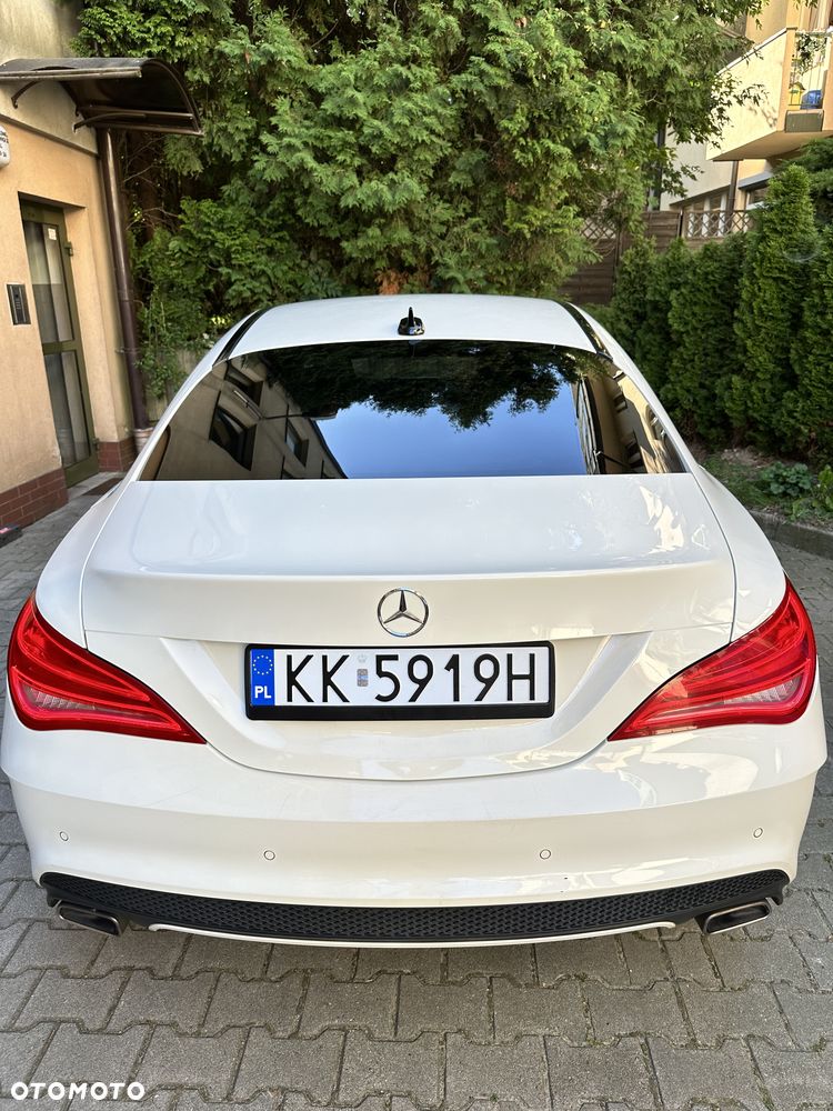 Mercedes-Benz CLA 200 7G-DCT AMG Line - 8