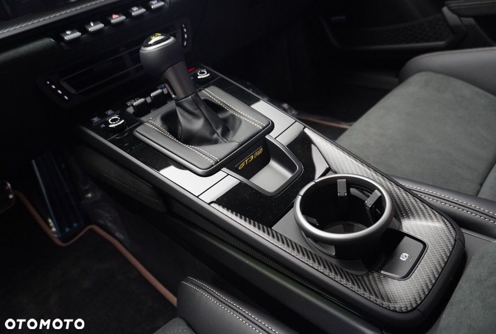 Porsche 911 GT3 RS - 24