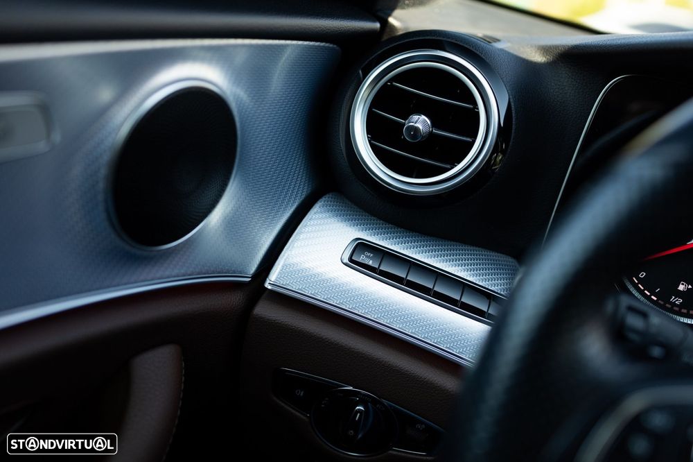 Mercedes-Benz E 220 d 4-Matic All Terrain Avantgarde - 19