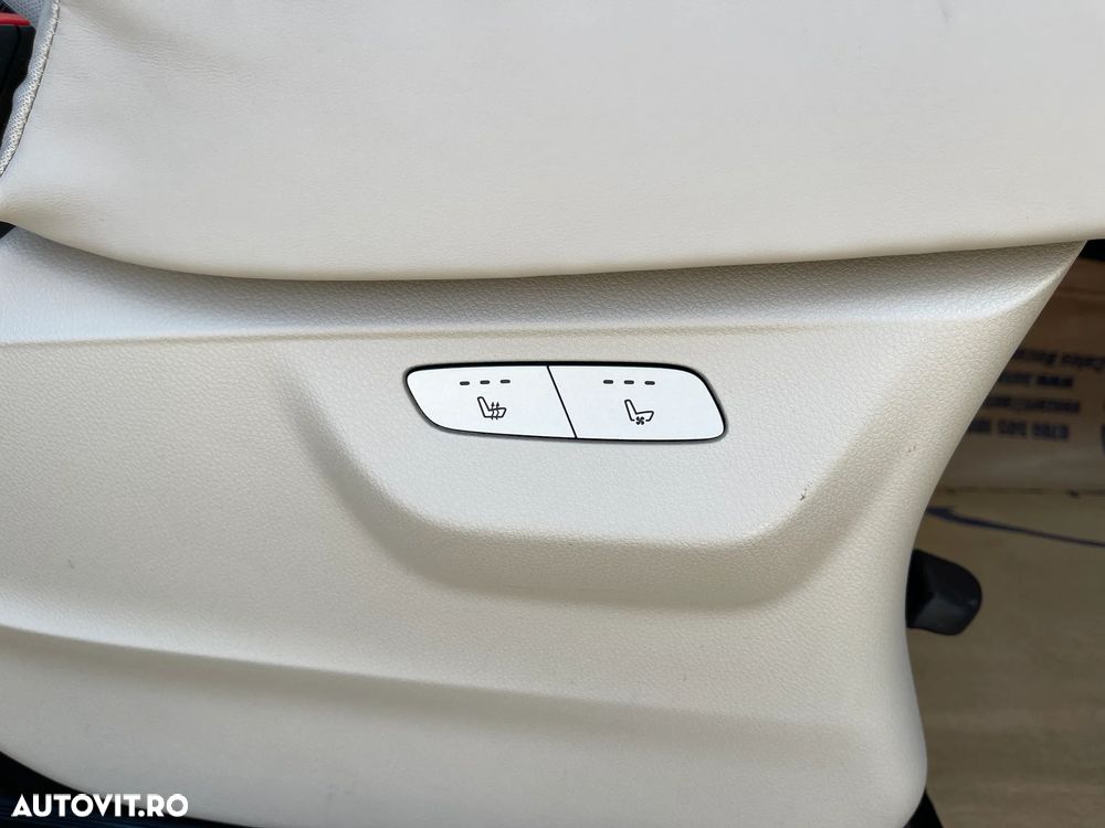 Mercedes-Benz V 300 d Lang 4Matic 9G-TRONIC Exclusive - 27