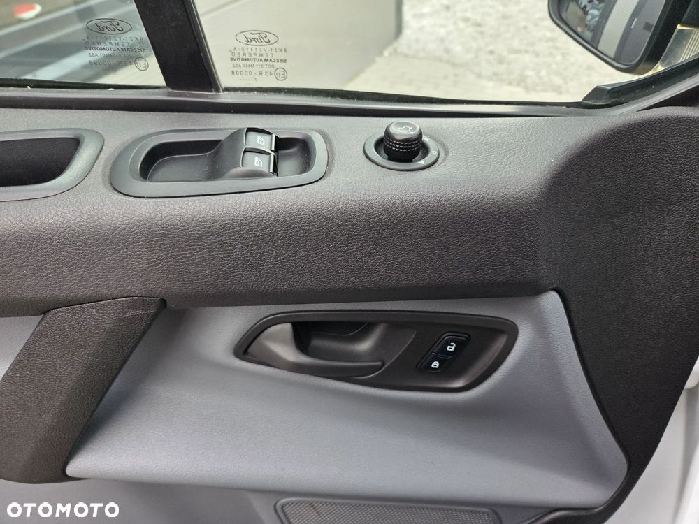 Ford Transit Custom - 20