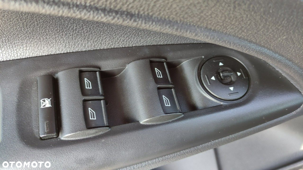Ford Tourneo Connect 1.5 EcoBlue Start-Stop Titanium - 14