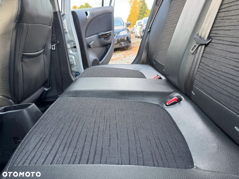Opel Corsa - 16