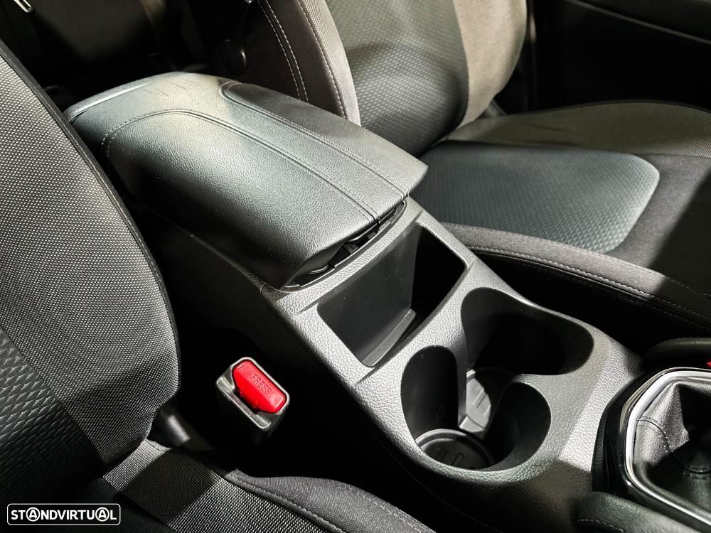 Nissan Qashqai 1.3 DIG-T MHEV Premiere Edition - 34
